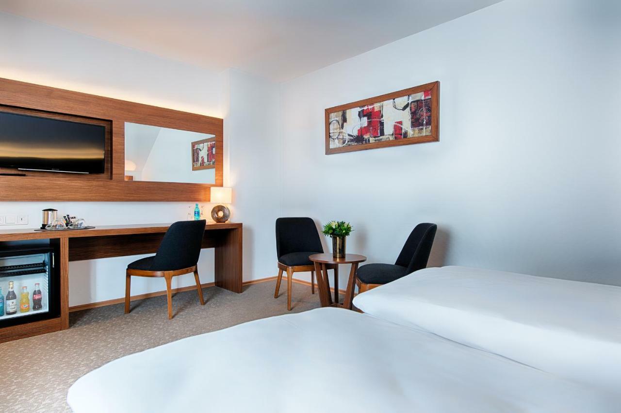 Achat Hotel Бад-Дюркгайм Екстер'єр фото